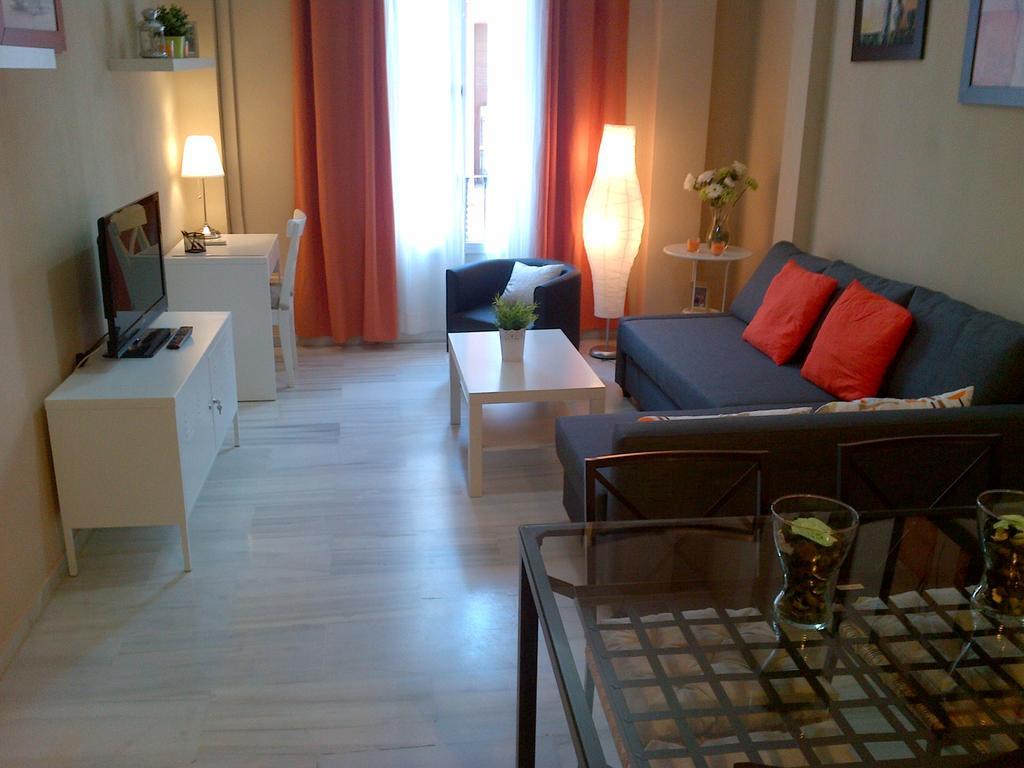 Triana Pureza Apartment Seville Luaran gambar